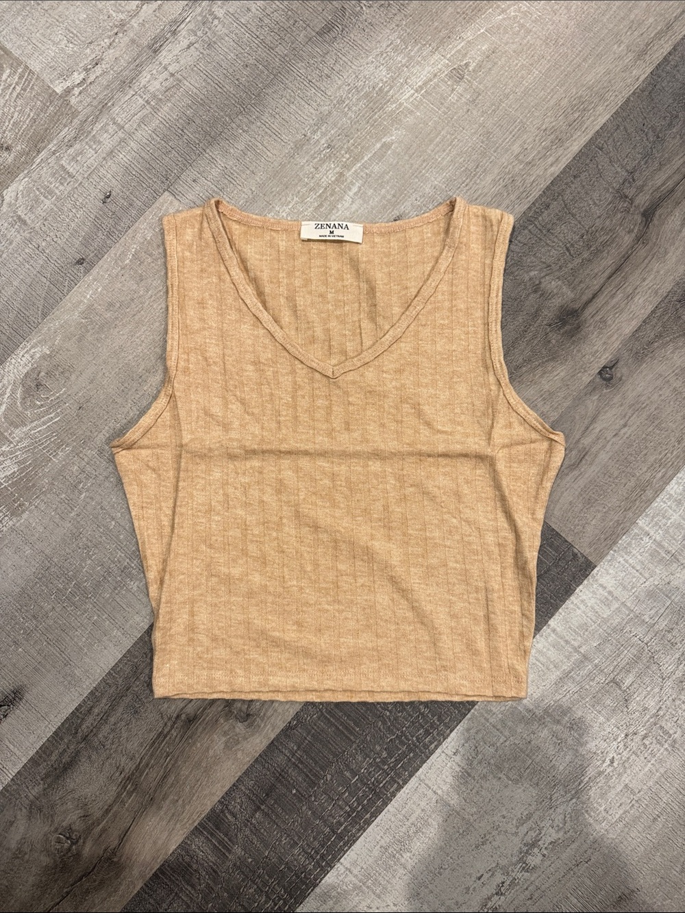 NWT Women’s Zenana Outfitters Ribbed V-Neck Crop Tank Top — Color is Brush